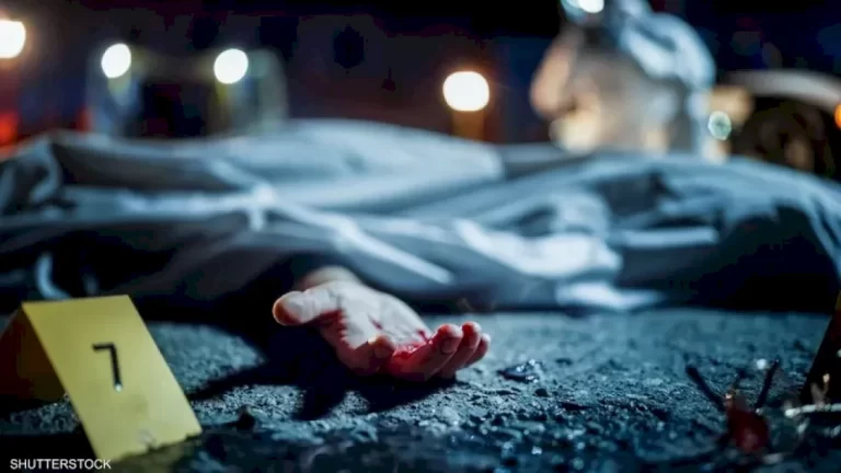 شاب يقتل عائلته ويشعل النار بأجسادهم شاب-يقتل-عائلته-ويشعل-النار-بأجسادهم