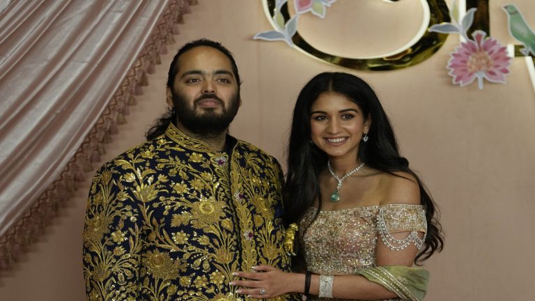 بحضور شخصيات عربية وعالمية.. نجل أغنى رجل في آسيا يستعد للزواج (صور) 09410