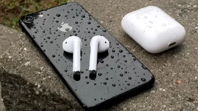 جديد “Apple”.. سماعات “Airpods” مزودة بكاميرا جديد-“apple”.-سماعات-“airpods”-مزودة-بكاميرا
