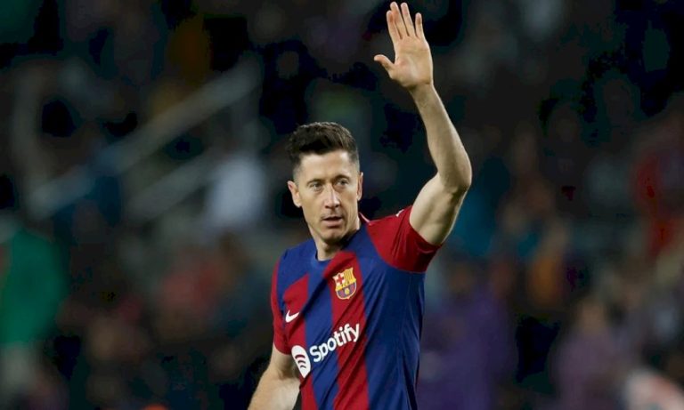 “تهمة-مشينة”-تلاحق-نجم-برشلونة