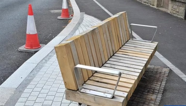 هل-هذا-هو-أسوأ-مقعد-في-بريطانيا؟