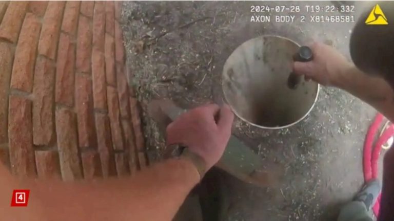 فيديو.. عملية إنقاذ مذهلة لرضيع سقط في أنبوب ضيق فيديو.-عملية-إنقاذ-مذهلة-لرضيع-سقط-في-أنبوب-ضيق