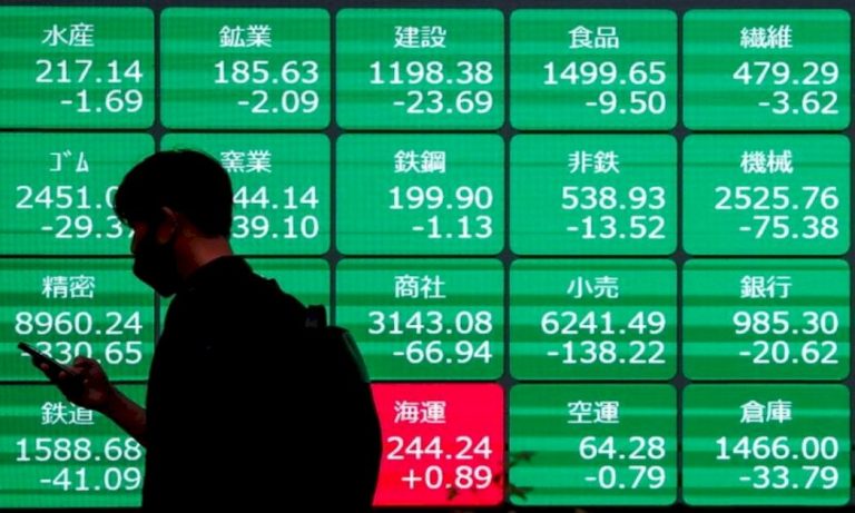 اليابان: الأسهم تهبط قبل بيانات أميركيّة اليابان:-الأسهم-تهبط-قبل-بيانات-أميركيّة