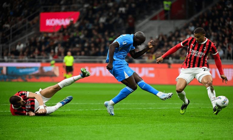 نابولي يغلب ميلان نابولي-يغلب-ميلان