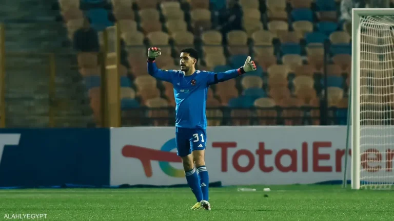 استبعد 4 لاعبين.. كولر يعلن قائمة الأهلي لمواجهة أورلاندو استبعد-4-لاعبين.-كولر-يعلن-قائمة-الأهلي-لمواجهة-أورلاندو