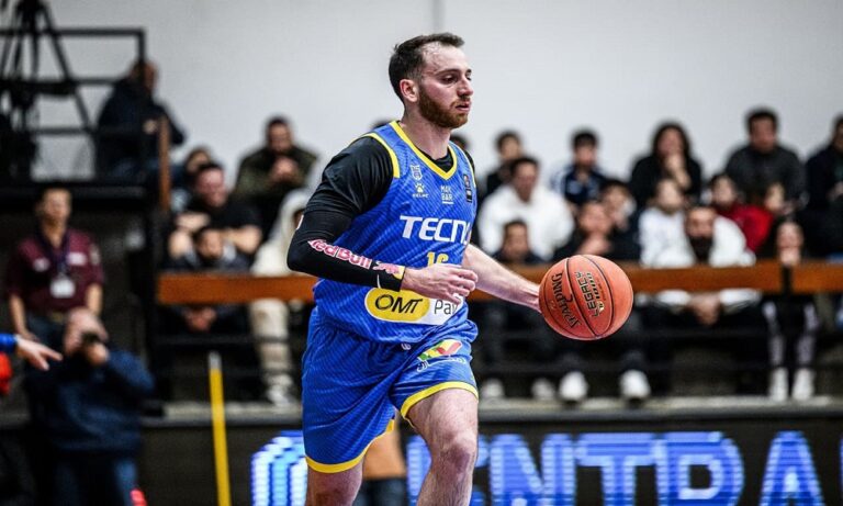 الرياضي يخطف الفوز من المركزية الرياضي-يخطف-الفوز-من-المركزية