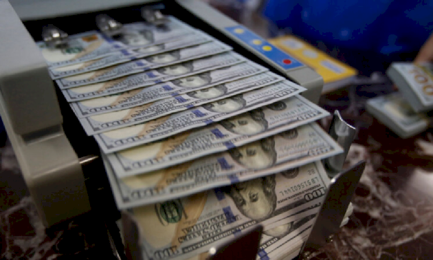 الدولار يستقر والمستثمرون يترقبون وقع الرسوم الدولار-يستقر-والمستثمرون-يترقبون-وقع-الرسوم