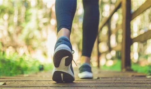 15-دقيقة-يوميا-من-المشي-بهذه-الطريقة-قد-تنقذ-الحياة