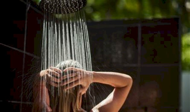 هذه-مخاطره.-إحذر-من-الاستحمام-بعد-الأكل-فورًا!