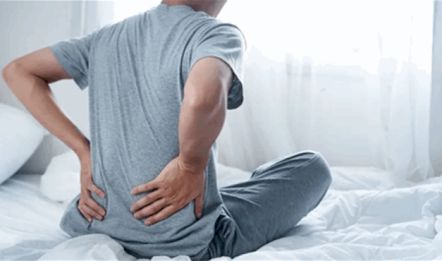 هل-يسبب-الإكثار-من-النوم-آلاماً-في-الظهر؟.-تقرير-يكشف