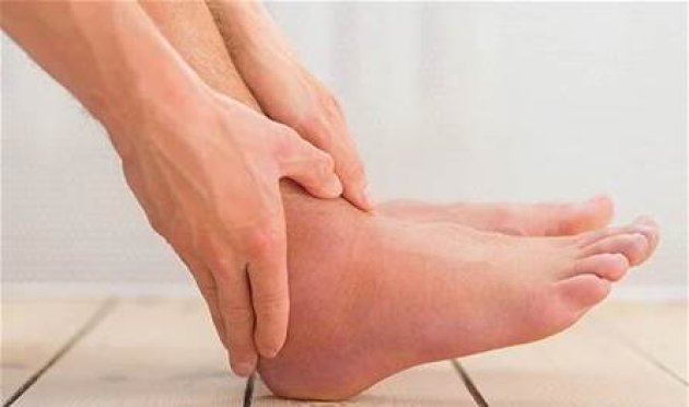 تورّم الكاحل.. مشكلة صحية قد تكون خطيرة تورّم-الكاحل.-مشكلة-صحية-قد-تكون-خطيرة