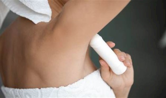 احذروه.. مزيل عرق شهير يثير الجدل بعد إصابات جلدية مؤلمة (صور) احذروه.-مزيل-عرق-شهير-يثير-الجدل-بعد-إصابات-جلدية-مؤلمة-(صور)