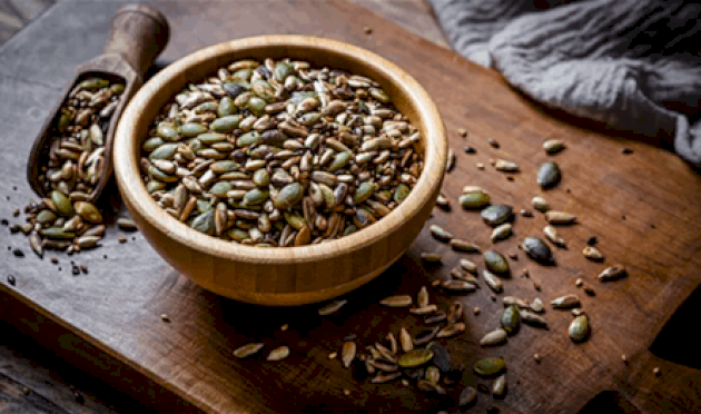 7 فوائد صحية لبذور اليقطين.. ما هي؟ 7-فوائد-صحية-لبذور-اليقطين.-ما-هي؟
