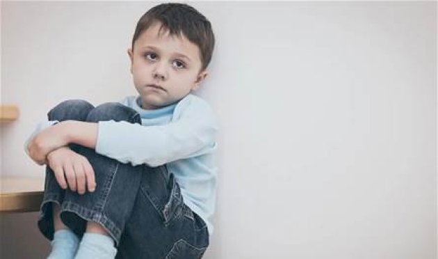 ما-علاقة-التوحد-بالمشاكل-الهضمية-لدى-المصابين-به؟