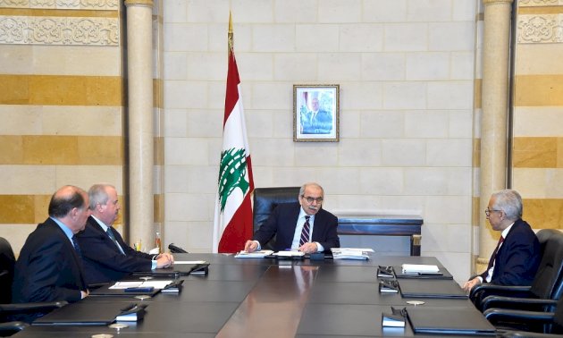 إجتماع مالي – إقتصادي في السراي.. وهذا ما تم بحثه إجتماع-مالي-–-إقتصادي-في-السراي.-وهذا-ما-تم-بحثه