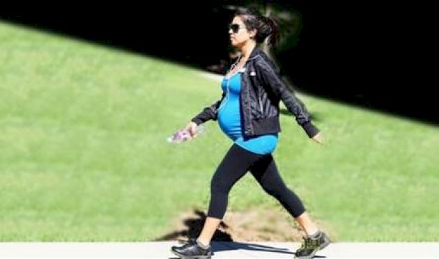 المشي-للحامل.-صحة-للأم-وسلامة-للجنين