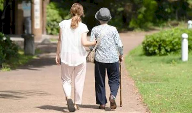 المشي لـ4000 خطوة يومياً يقلل خطر الوفاة المبكرة لدى النساء.. هذا ما كشفته آخر الدراسات المشي-لـ4000-خطوة-يومياً-يقلل-خطر-الوفاة-المبكرة-لدى-النساء.-هذا-ما-كشفته-آخر-الدراسات