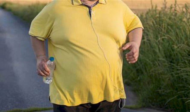 ليس دومًا دهونًا… طبيب يشرح سرّ "تثدّي الرجال"! ليس-دومًا-دهونًا…-طبيب-يشرح-سرّ-"تثدّي-الرجال"!