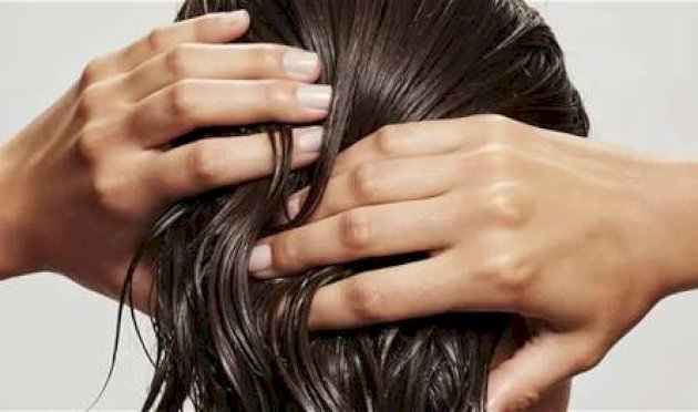 أخطاء-تدمر-شعرك-المبلل.-ابتعدي-عنها