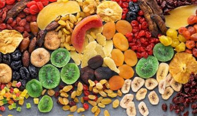 لصحة-أفضل…-إليكم-كمية-الفواكه-المجففة-التي-يُستحسن-تناولها-يوميًا
