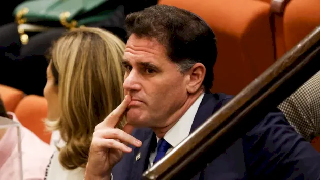 ديرمر يستقيل من منصبه ويوضح: لأسباب شخصية ديرمر-يستقيل-من-منصبه-ويوضح:-لأسباب-شخصية