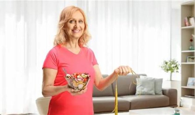 لإنقاص-وزنهن.-اليكم-أهم-ما-يجب-أن-تتناوله-سيدات-الـ60