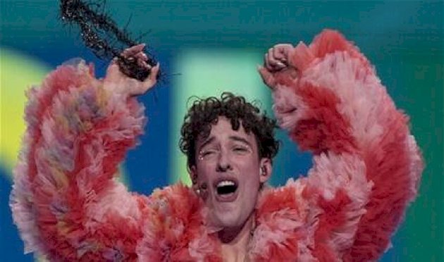 الفائز-بسويسرا-في-"يوروفيجن-2024"-يعيد-جائزته-احتجاجًا-على-مشاركة-إسرائيل