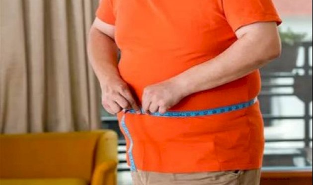 عادات-تزيد-دهون-البطن.-ابتعدوا-عنها!