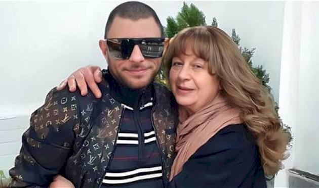 أحمد الفيشاوي غاب.. وعمر ينهار باكيا في جنازة والدته أحمد-الفيشاوي-غاب.-وعمر-ينهار-باكيا-في-جنازة-والدته