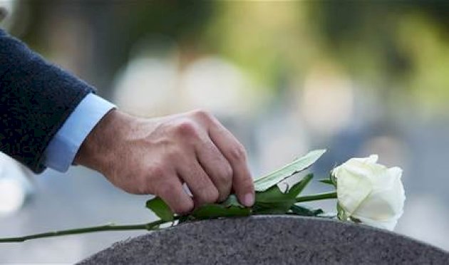 بعد إصابته بعدوى داخل المستشفى وتدهور حالته.. وفاة فنان شهير عن عمر 60 عاماً (صورة) بعد-إصابته-بعدوى-داخل-المستشفى-وتدهور-حالته.-وفاة-فنان-شهير-عن-عمر-60-عاماً-(صورة)