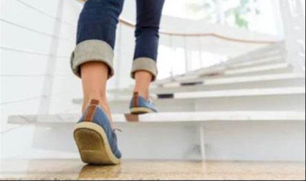 المشي اليومي.. كيف يحدد أسلوب توزيع الخطوات صحتك وطول عمرك؟ المشي-اليومي.-كيف-يحدد-أسلوب-توزيع-الخطوات-صحتك-وطول-عمرك؟