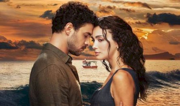 لم تكن مجرد "حادث".. وفاة غامضة في موقع تصوير مسلسل تركي شهير! لم-تكن-مجرد-"حادث".-وفاة-غامضة-في-موقع-تصوير-مسلسل-تركي-شهير!