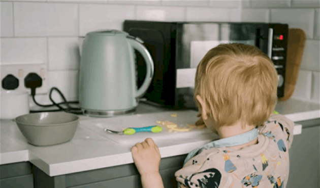 أجهزة صغير داخل المنزل قد تضر بصحة أطفالكم أجهزة-صغير-داخل-المنزل-قد-تضر-بصحة-أطفالكم