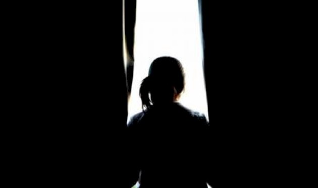 بعد إتّهامها بقتل زوجها.. هذا ما فعلته فنانة عربيّة! بعد-إتّهامها-بقتل-زوجها.-هذا-ما-فعلته-فنانة-عربيّة!