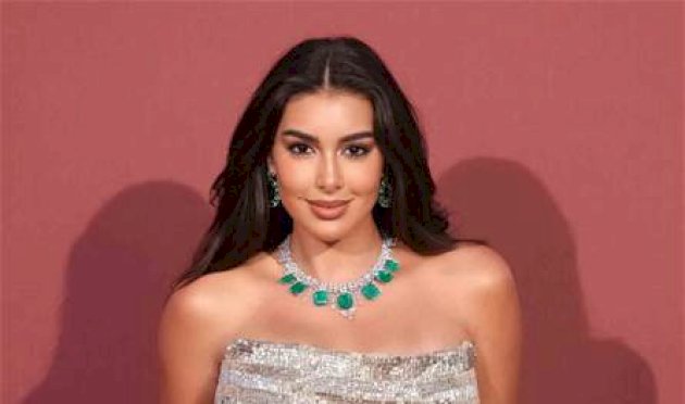 أطلت من داخل حوض السباحة.. ياسمين صبري تُثير الجدل (فيديو) أطلت-من-داخل-حوض-السباحة.-ياسمين-صبري-تُثير-الجدل-(فيديو)