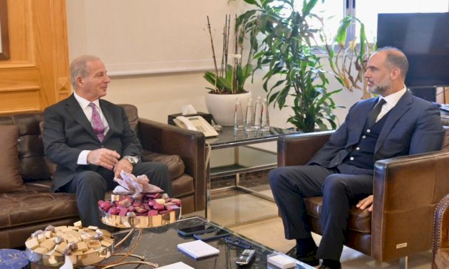 جهود إعادة الإعمار بين رسامني وعيسى جهود-إعادة-الإعمار-بين-رسامني-وعيسى