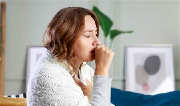 إليكم السبب الخفي وراء السعال المزمن بعد الأكل إليكم-السبب-الخفي-وراء-السعال-المزمن-بعد-الأكل