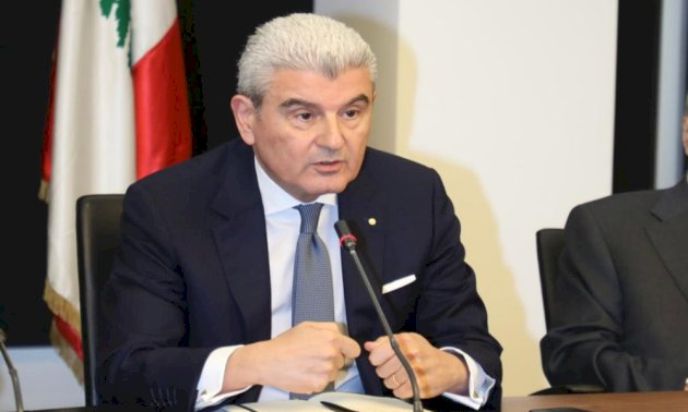 عيسى الخوري: كل سنة ولبنان في القلب عيسى-الخوري:-كل-سنة-ولبنان-في-القلب