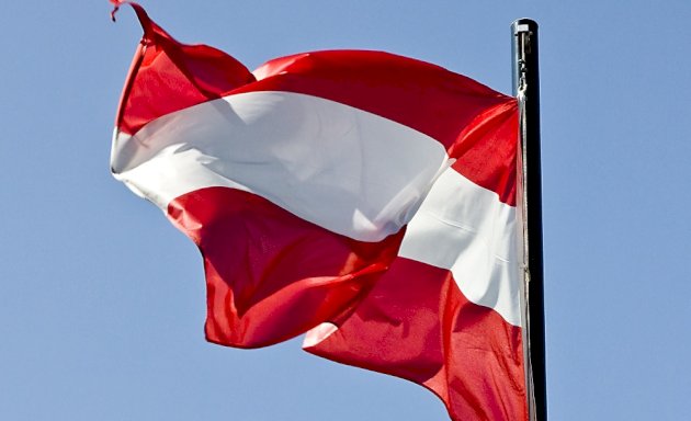 النمسا تتحرك لقطع “أذرع الإخوان” سياسيا وماليا النمسا-تتحرك-لقطع-“أذرع-الإخوان”-سياسيا-وماليا