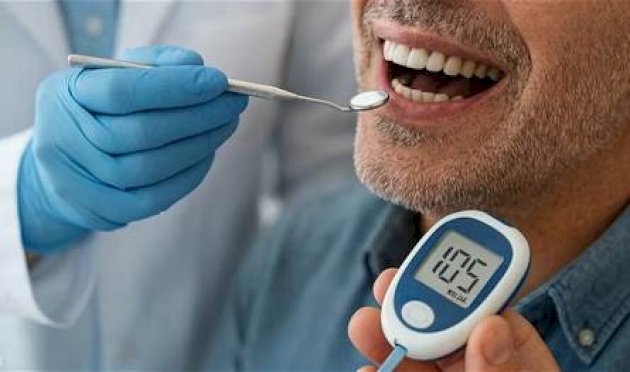هل-من-علاقة-بين-السكري-وصحة-الفم؟