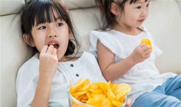 يونيسف: السكر والدهون الصناعية يقودان إلى اضطرابات نفسية مبكرة يونيسف:-السكر-والدهون-الصناعية-يقودان-إلى-اضطرابات-نفسية-مبكرة