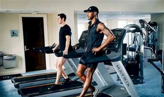 فوائد غير متوقعة لصحة الجسم.. هذا ما يجب ان تعرفوه عن المشي للخلف فوائد-غير-متوقعة-لصحة-الجسم.-هذا-ما-يجب-ان-تعرفوه-عن-المشي-للخلف