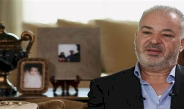 بالفيديو… هكذا احتفل نقيب الفنانين السوريين بمرور عام على سقوط الأسد بالفيديو…-هكذا-احتفل-نقيب-الفنانين-السوريين-بمرور-عام-على-سقوط-الأسد