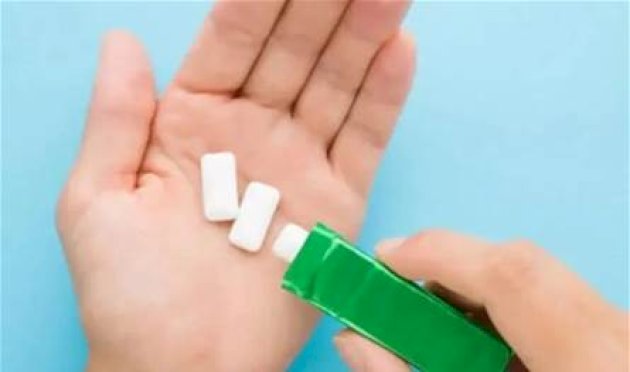 كيف تؤثر عادة مضغ العلكة على العقل؟ دراسة تجيب كيف-تؤثر-عادة-مضغ-العلكة-على-العقل؟-دراسة-تجيب