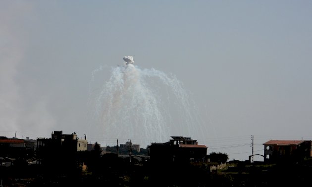 قنابل حارقة على أطراف عيترون قنابل-حارقة-على-أطراف-عيترون