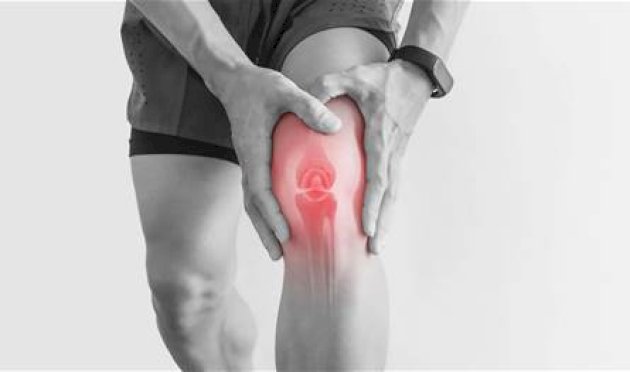 لماذا لا تتحسن آلام الركبة.. وما الحل؟ لماذا-لا-تتحسن-آلام-الركبة.-وما-الحل؟