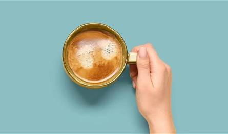 كيف-يساهم-الكافيين-في-تقليل-دهون-الجسم-ومحاربة-السكري؟