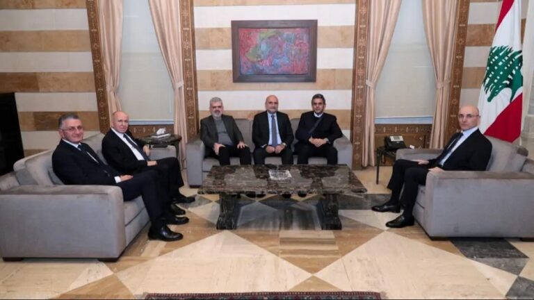 نواب-جبيل-يناقشون-مع-الحجار-عمل-البلديات