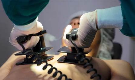 توقف-قلبه-6-مرات-خلال-ليلة-واحدة.-هذا-ما-جرى-مع-الفنان-العربي-الشاب-قبل-وفاته-عن-28-عاماً