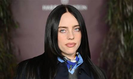 بيلي-إيليش-تروّج-وتنتج:-دعم-علني-لألبوم-"نات-وولف"-الجديد